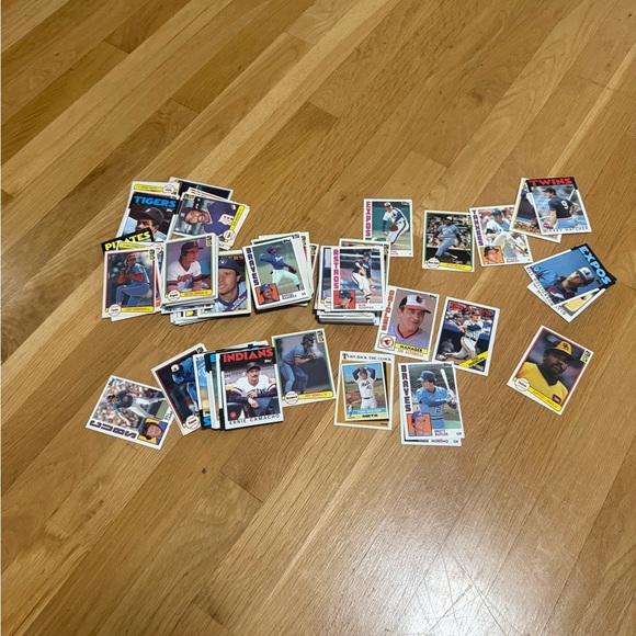 Vintage Baseball Card Lot - 1976 Topps Tom Seaver HOF, 1984 Topps Etc - Picture 5 of 8